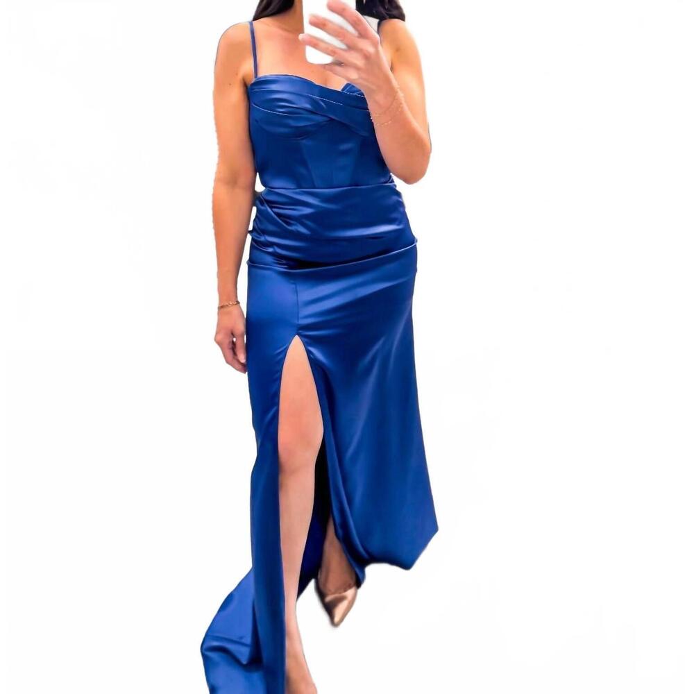 NEW AMORIS women's steal the spotlight dress in soft navy